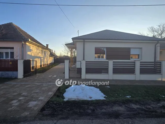 Eladó ház Hajdúszoboszló 93 nm