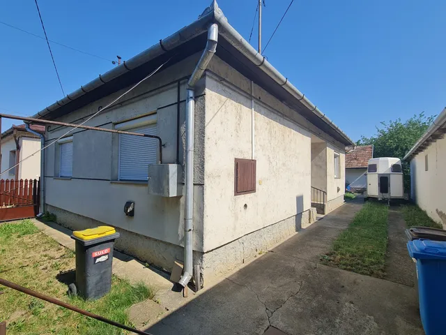 Eladó ház Balmazújváros, Németfalu 74 nm