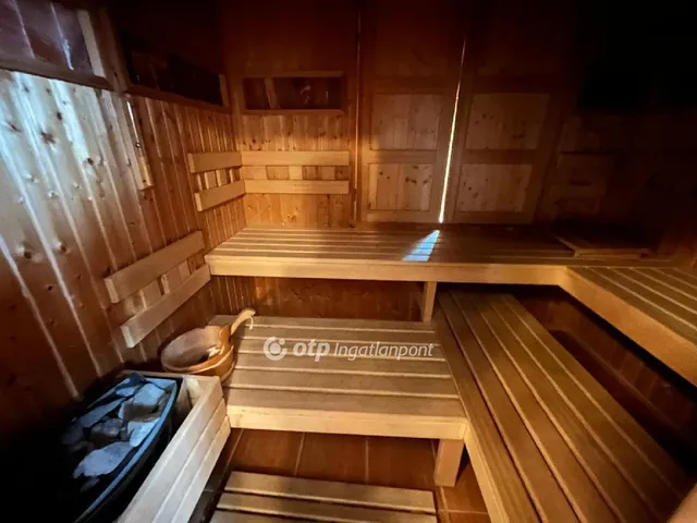 Eladó kereskedelmi és ipari ingatlan Hortobágy 628 nm