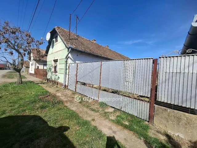 Eladó ház Hajdúszovát 71 nm
