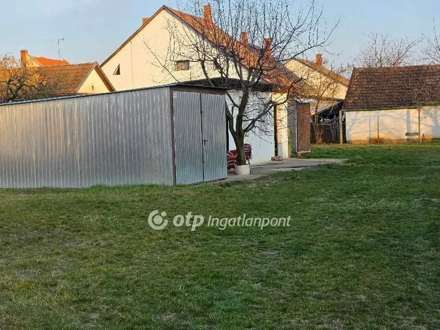 Eladó telek Kaba 822 nm