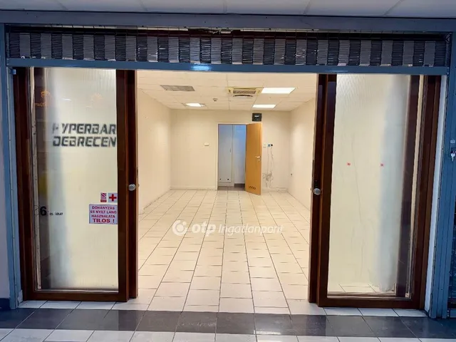 Eladó kereskedelmi és ipari ingatlan Debrecen 27 nm