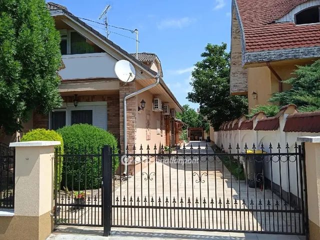 Eladó ház Hajdúszoboszló 290 nm