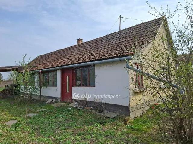 Eladó ház Biharkeresztes 60 nm