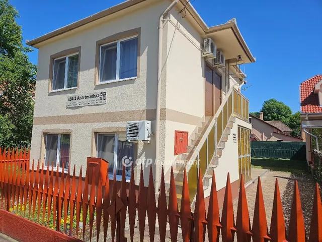 Eladó nyaraló Hajdúszoboszló 90 nm