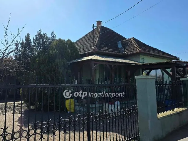 Eladó ház Kaba 90 nm
