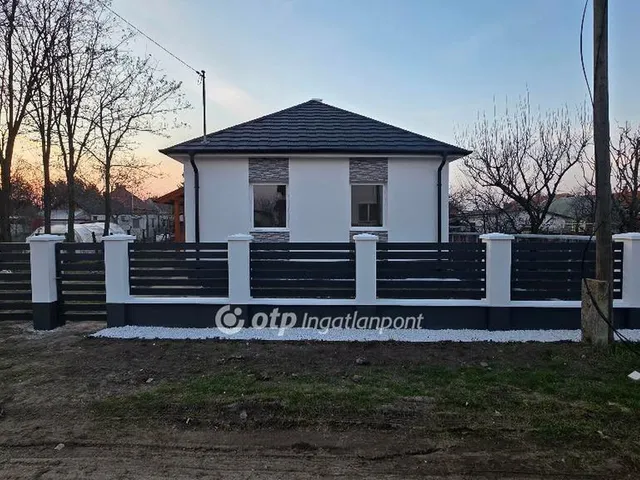 Eladó ház Nádudvar 68 nm
