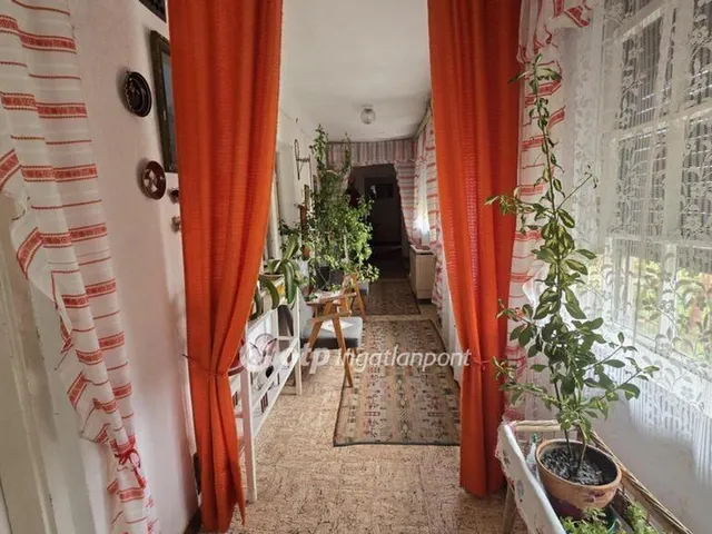 Eladó ház Tetétlen 97 nm