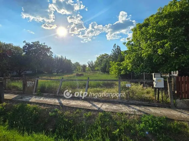 Eladó telek Nádudvar 636 nm