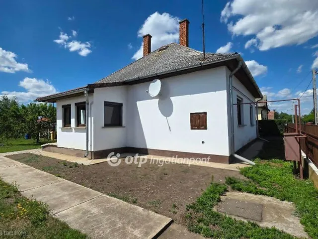 Eladó ház Nádudvar 86 nm