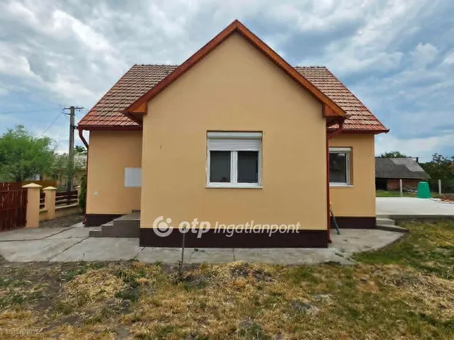 Eladó ház Kaba 71 nm