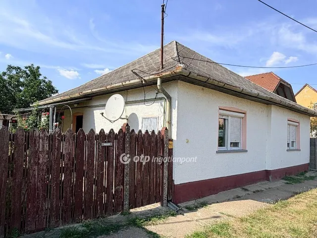 Eladó ház Hajdúszoboszló 74 nm