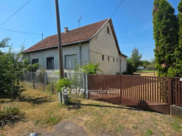 Eladó ház Kaba 120 nm