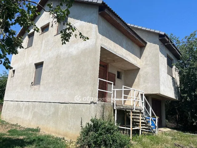 Eladó ház Földes 146 nm