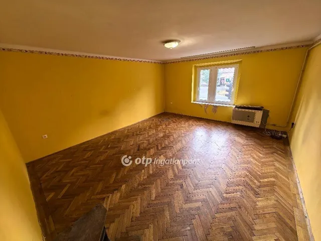 Eladó lakás Debrecen 76 nm