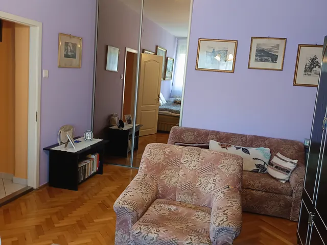 Eladó lakás Szeged, Újszeged, Fésű utca 43 nm