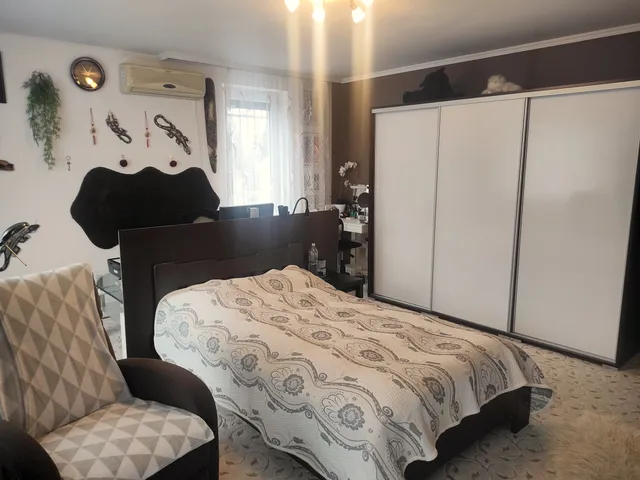 Eladó ház Szeged, Móraváros 218 nm