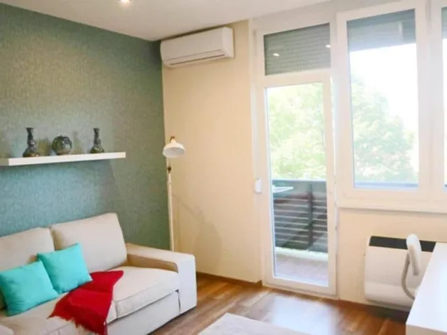 Eladó lakás Szeged, Belváros, Moszkvai körút 40 nm