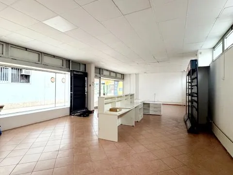 Kiadó kereskedelmi és ipari ingatlan Szeged, Belváros 110 nm