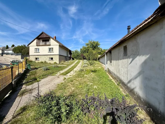 Eladó ház Bakonycsernye 115 nm