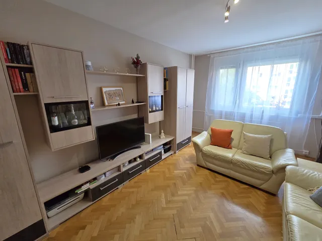 Eladó lakás Székesfehérvár, Belváros, Kigyó 64 nm