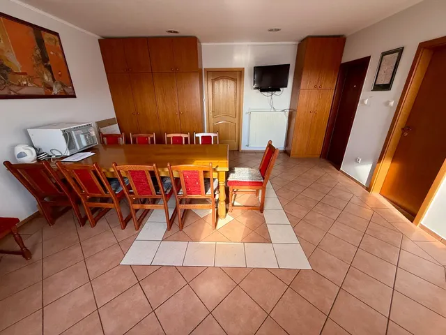 Kiadó ház Mór 119 nm