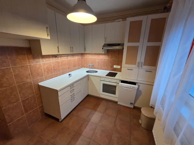 Eladó lakás Székesfehérvár, Öreghegy 78 nm