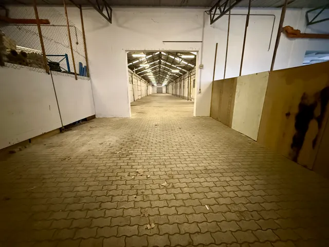 Kiadó kereskedelmi és ipari ingatlan Mór 942 nm