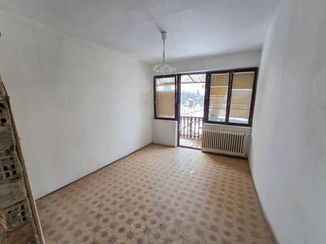 Eladó ház Székesfehérvár, Maroshegy 200 nm