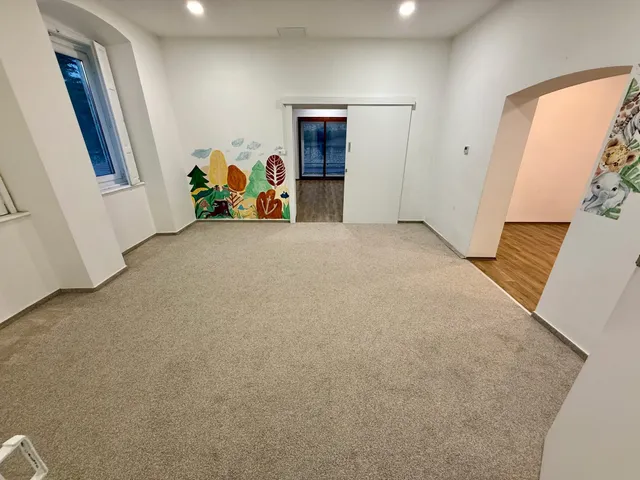 Kiadó kereskedelmi és ipari ingatlan Mór 71 nm