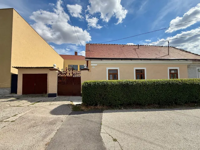 Eladó ház Mór 80 nm