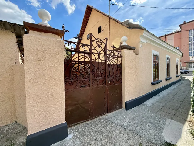 Eladó ház Mór 80 nm