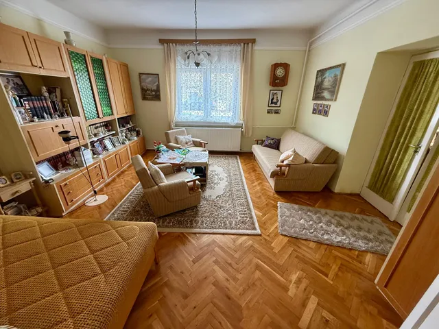 Eladó ház Mór 167 nm