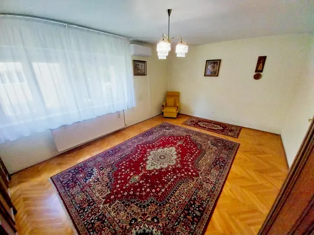 Eladó lakás Székesfehérvár, Víziváros 56 nm