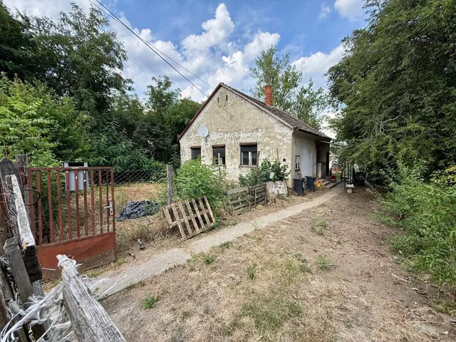 Eladó ház Bakonysárkány 62 nm