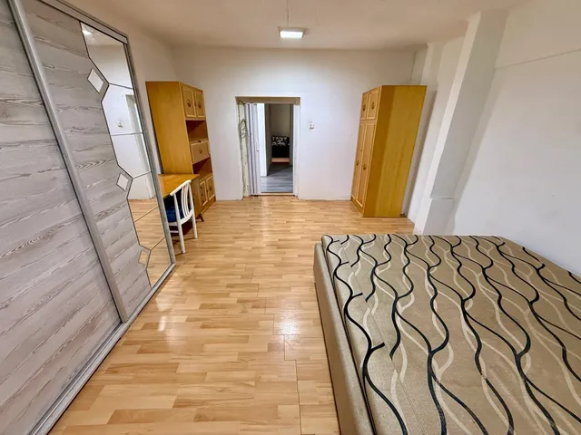 Kiadó ház Mór 51 nm
