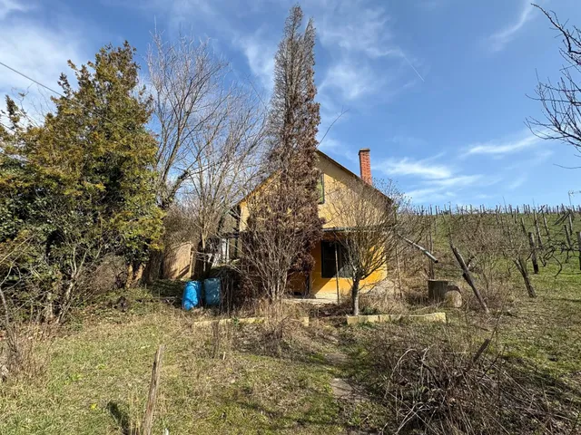 Eladó telek Lovasberény 2353 nm