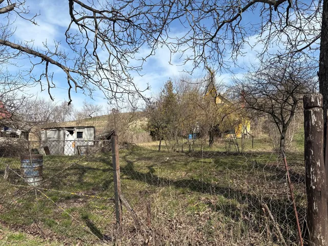 Eladó telek Lovasberény 2353 nm