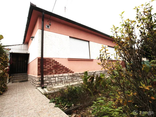 Eladó ház Veszprém 78 nm