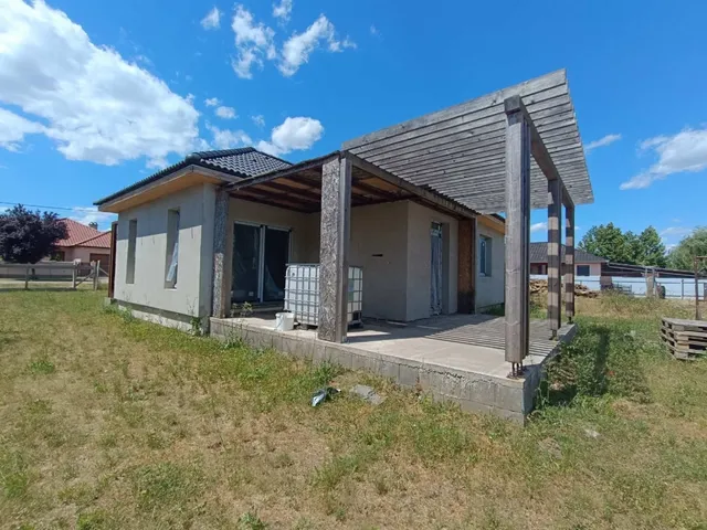 Eladó ház Kótaj 150 nm