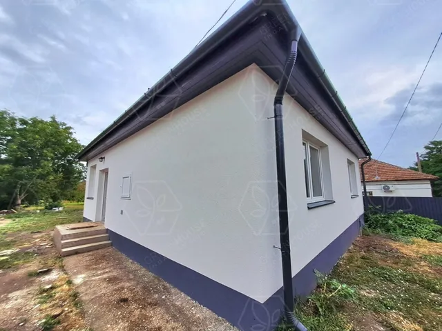 Eladó ház Sényő 99 nm