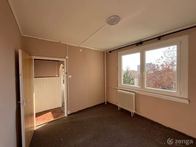 Eladó lakás Győr, Adyváros 62 nm