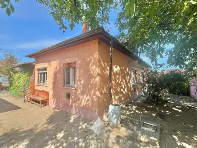 Eladó ház Kecskemét 120 nm