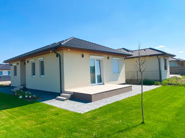 Eladó ház Kecskemét, Alsószéktó 97 nm