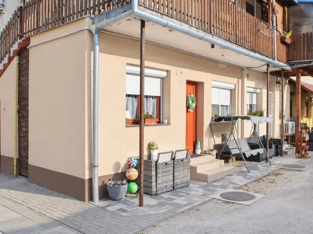 Eladó lakás Kecskemét, Műkertváros, Bakule Márton utca, közel a Gizella térhez 48 nm