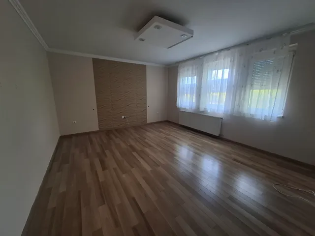 Eladó lakás Szeged, Belváros 61 nm