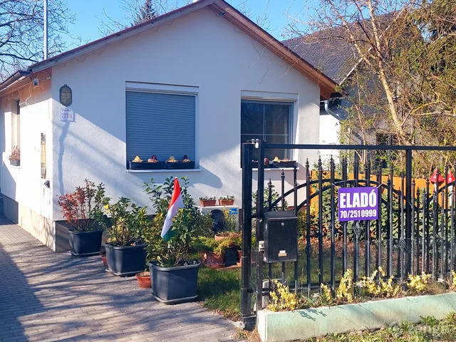 Eladó ház Mány 87 nm