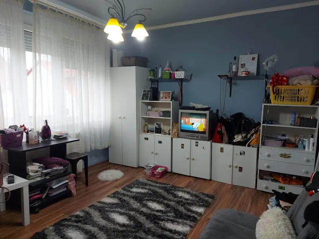 Eladó ház Szeged, Petőfitelep 204 nm