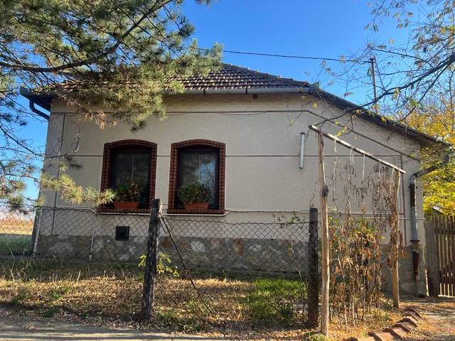 Eladó ház Baks 118 nm