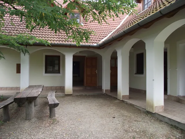 Eladó ház Bárdudvarnok, Petörkevölgy 117 280 nm
